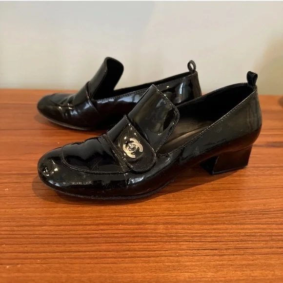 CHANEL Loafers Patent Leather Black Heeled Loafers Size 37 US 6.5/7 Women’s - Picture 10 of 12
